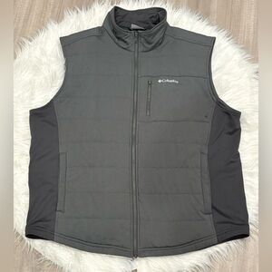 Columbia Men’s Gray Vest Size XL